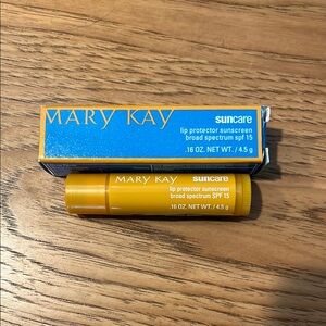 Mary Kay Suncare Lip Protector SPF 15